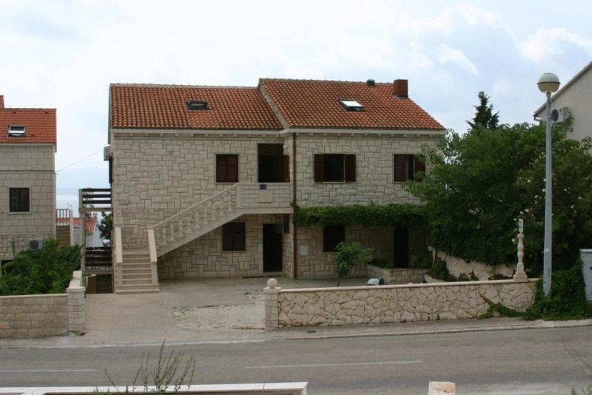 Apartmani Bezmalinovic โบล ภายนอก รูปภาพ